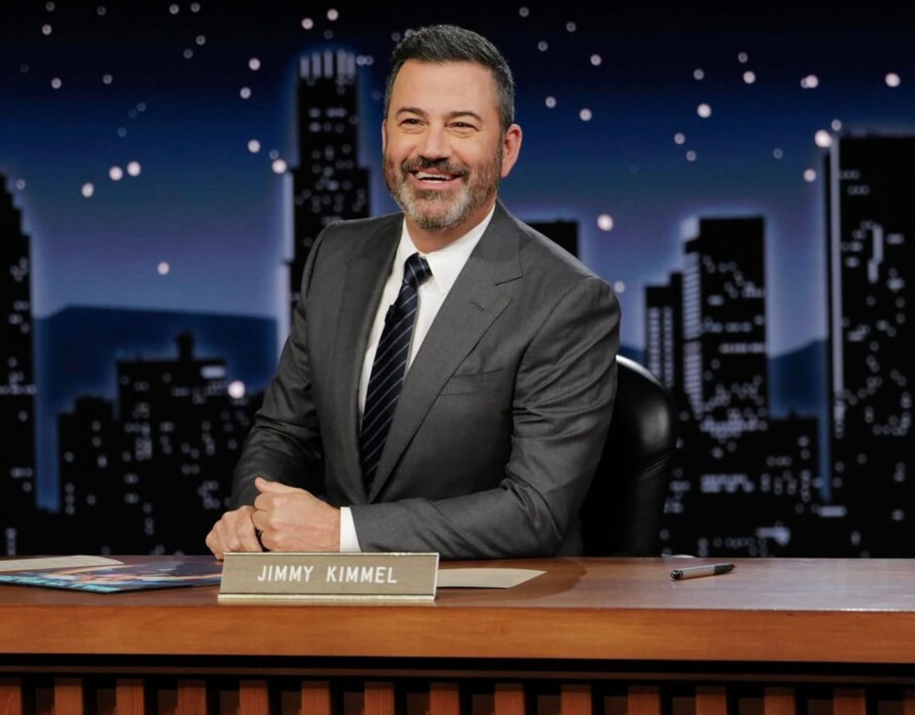Jimmy Kimmel to return to late night TV tonight