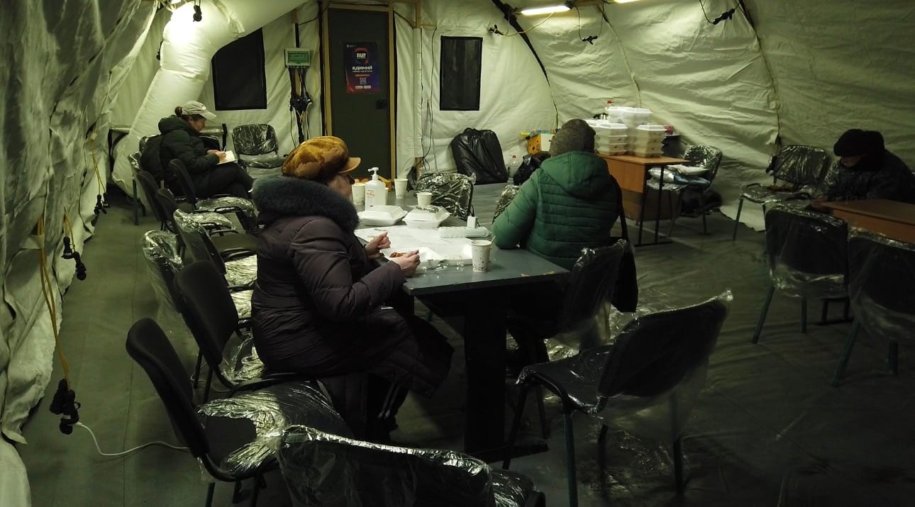 Russia attacks Ukraine overnight as state of emergency continues