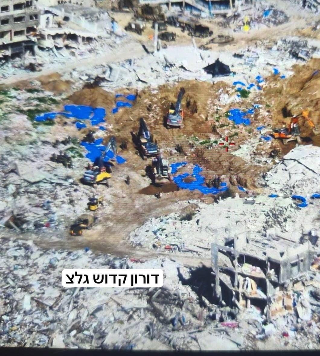 Israeli Army Destroyed 50 of Gaza’s 60 Cemeteries.