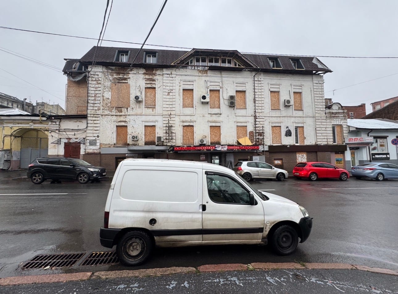 Developing: Gunman kills 6 in Ukraine terrorist attack