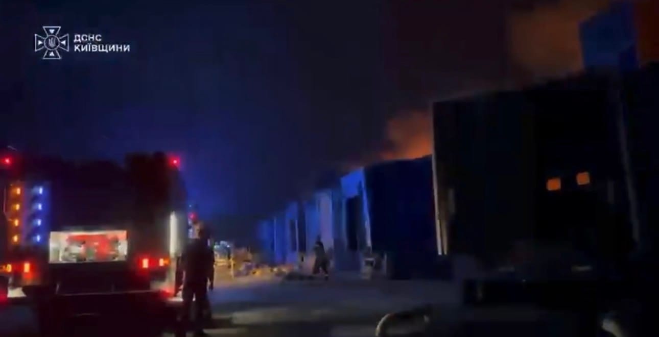 Russia’s massive attack on Kyiv kills 17